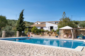 Hacienda la buena vida B&B en appartementen Algarinejo
